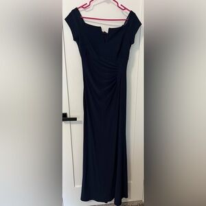 Size 10 Excape Bridesmaid/Formal Dress, navy blue - worn once
